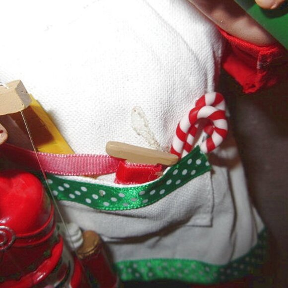 Department 56 Possible Dreams Toy Making Santa Sculpture Clothtique 13" Retired - Picture 4 of 12